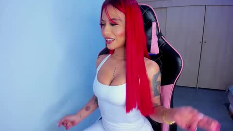 M A R I A N E online show from 11/15/25, 09:50