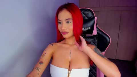 M A R I A N E online show from 11/19/25, 06:08