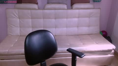 marianne_cam online show from 06/03/26, 02:33