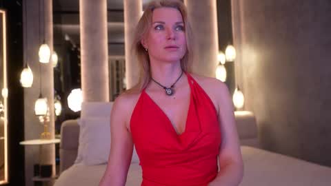 Snapshot of marianova chatting on 01/08/26, 03:36 Maria online show from 01/08/26, 03:36