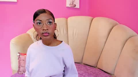 Snapshot of marianrosse chatting on 09/10/25, 06:41 marianrosse online show from 09/10/25, 06:41