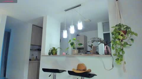 mariascarlett online show from 01/24/25, 04:48