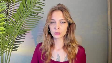 Snapshot of maribett chatting on 09/12/25, 02:17 Masha online show from 09/12/25, 02:17