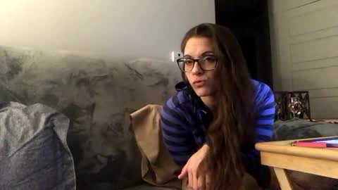 Snapshot of marie00090 chatting on 11/04/25, 08:35 marie00090 online show from 11/04/25, 08:35