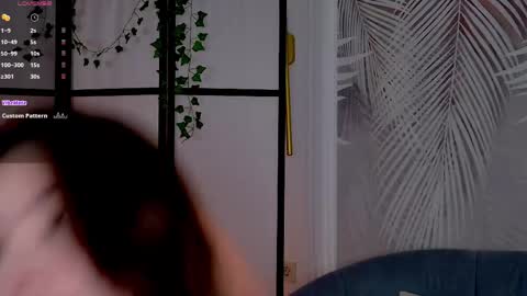Snapshot of marie_diaze chatting on 06/05/26, 05:36 Marie LEAVE YOUR WITH ME online show from 06/05/26, 05:36