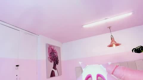 Snapshot of marie_harper chatting on 02/14/25, 07:17 Marie online show from 02/14/25, 07:17