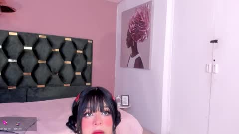 Snapshot of marie_harper chatting on 11/18/25, 03:45 Marie online show from 11/18/25, 03:45