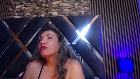 marie_hss online show from 02/04/25, 01:56