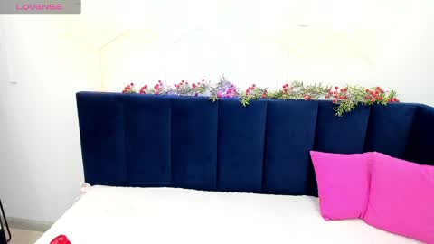 Mary 3 online show from 01/14/25, 04:57