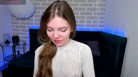 Mary 3 online show from 10/11/25, 01:38