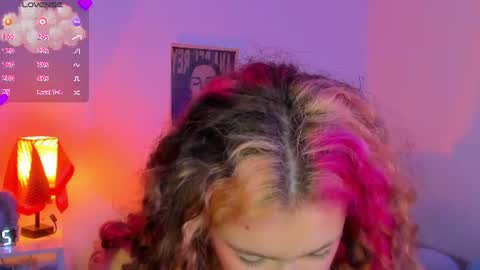 Mariee online show from 06/18/26, 10:14