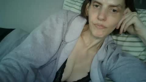 Snapshot of mariejojo chatting on 05/16/26, 07:12 Mariejojo online show from 05/16/26, 07:12