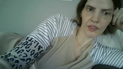 Snapshot of mariejojo chatting on 06/08/26, 03:12 Mariejojo online show from 06/08/26, 03:12
