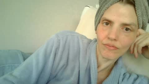 Snapshot of mariejojo chatting on 06/18/26, 02:32 Mariejojo online show from 06/18/26, 02:32