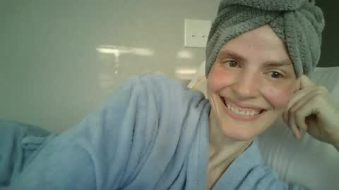 Snapshot of mariejojo chatting on 06/20/26, 12:41 Mariejojo online show from 06/20/26, 12:41