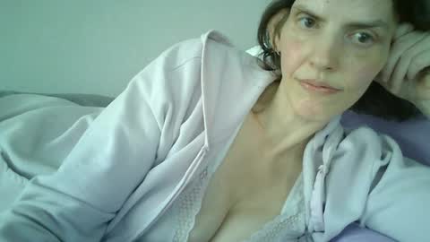 Snapshot of mariejojo chatting on 07/06/26, 04:53 Mariejojo online show from 07/06/26, 04:53