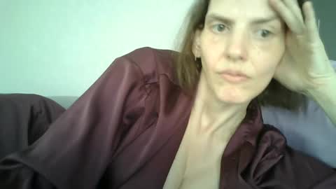 Snapshot of mariejojo chatting on 07/08/26, 01:59 Mariejojo online show from 07/08/26, 01:59