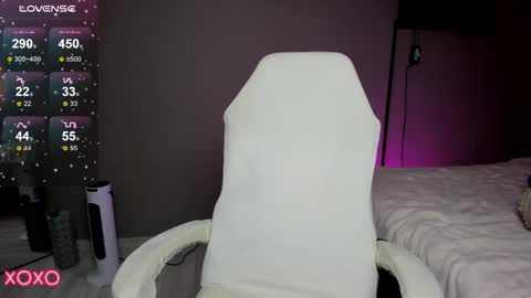 Maria  online show from 10/09/25, 01:31