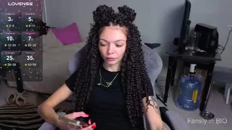 Maria  online show from 06/14/26, 09:50