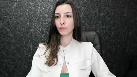 Snapshot of marielleanker chatting on 10/08/25, 11:52 marielleanker online show from 10/08/25, 11:52