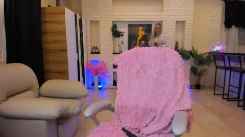 mariemlui online show from 05/05/26, 06:27