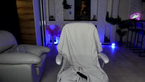 mariemlui online show from 05/11/26, 02:45