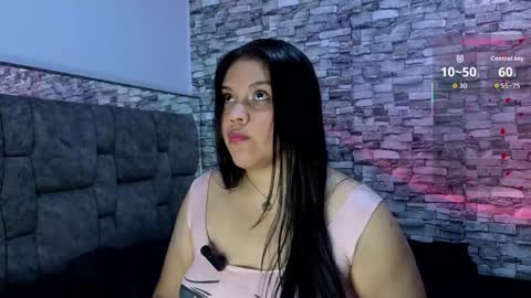 Snapshot of mariferprivxx chatting on 12/16/25, 03:33 M A R I F E R online show from 12/16/25, 03:33
