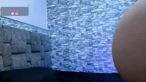 Snapshot of mariferprivxx chatting on 02/14/26, 04:42 M A R I F E R online show from 02/14/26, 04:42