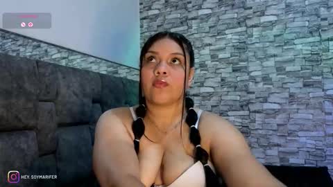 Snapshot of mariferprivxx chatting on 03/01/26, 04:47 M A R I F E R online show from 03/01/26, 04:47