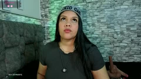 Snapshot of mariferprivxx chatting on 05/01/26, 05:12 M A R I F E R online show from 05/01/26, 05:12