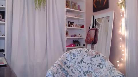 Snapshot of marigoldrue chatting on 01/18/26, 12:25 marigoldrue online show from 01/18/26, 12:25