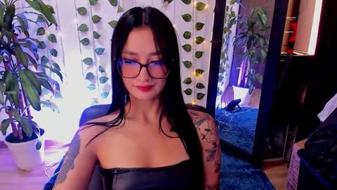 Maryyy online show from 12/16/25, 03:06