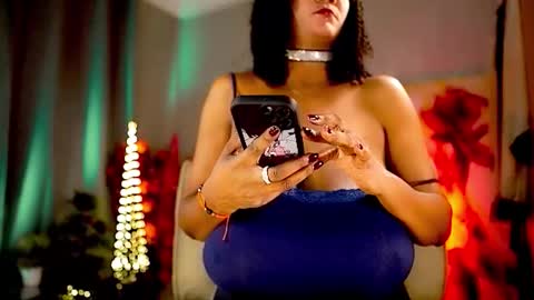 Snapshot of mariicha chatting on 10/11/25, 06:56 Nikita - Scroll down and read my bio please. New Pictures in Bio online show from 10/11/25, 06:56