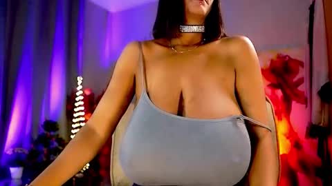 Nikita - Scroll down and read my bio please. New Pictures in Bio online show from 11/15/25, 07:05