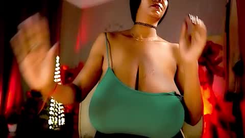 Nikita - Scroll down and read my bio please. New Pictures in Bio online show from 01/08/26, 09:39