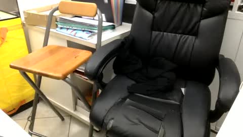 Snapshot of marikapikkola chatting on 03/06/25, 05:54 Mary... online show from 03/06/25, 05:54