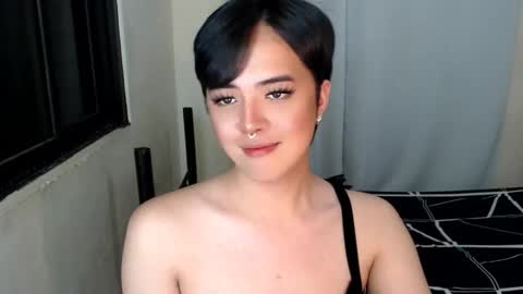 Snapshot of marikosue01 chatting on 02/11/25, 04:56 marikosue online show from 02/11/25, 04:56