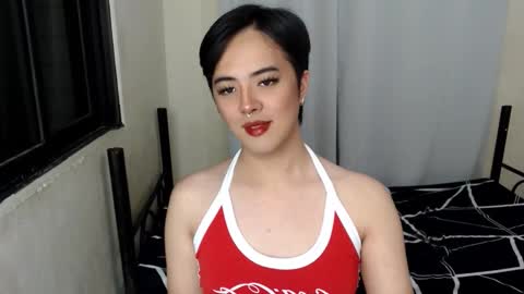 Snapshot of marikosue01 chatting on 02/13/25, 12:43 marikosue online show from 02/13/25, 12:43