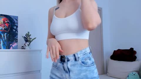 Snapshot of marilinal chatting on 01/14/26, 07:47 Marilina online show from 01/14/26, 07:47