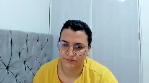 Snapshot of marilyn_garcia chatting on 01/12/25, 01:37 MARILYN SEXY online show from 01/12/25, 01:37