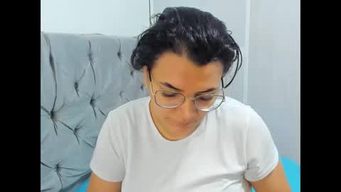 Snapshot of marilyn_garcia chatting on 01/19/25, 01:55 MARILYN SEXY online show from 01/19/25, 01:55