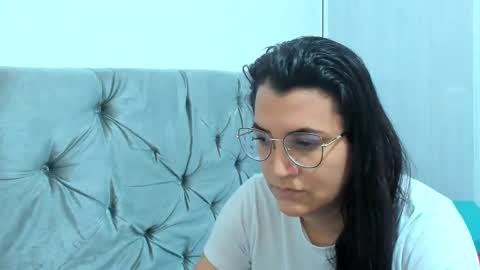 Snapshot of marilyn_garcia chatting on 01/19/25, 05:39 MARILYN SEXY online show from 01/19/25, 05:39