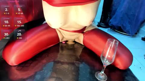 Snapshot of marilyn_jon3s chatting on 10/17/25, 03:14 marilyn_jon3s online show from 10/17/25, 03:14