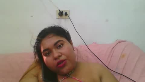 Snapshot of marilyn_porto chatting on 03/10/26, 06:35 marilyn_porto online show from 03/10/26, 06:35