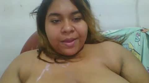 Snapshot of marilyn_porto chatting on 03/12/26, 01:23 marilyn_porto online show from 03/12/26, 01:23