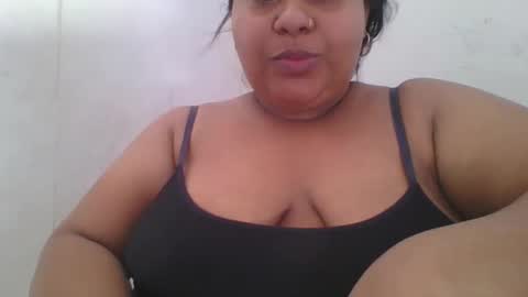 Snapshot of marilyn_porto chatting on 04/04/26, 08:39 marilyn_porto online show from 04/04/26, 08:39