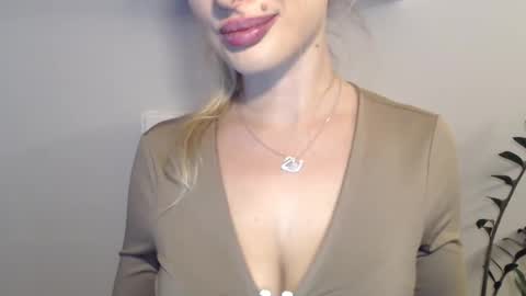 Snapshot of marilyndevilish chatting on 12/13/24, 11:39 MarilynDevilish online show from 12/13/24, 11:39