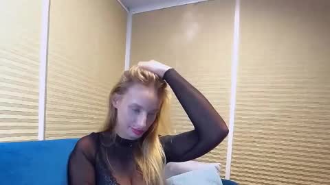 Snapshot of marilyndevilish chatting on 10/09/25, 08:07 MarilynDevilish online show from 10/09/25, 08:07