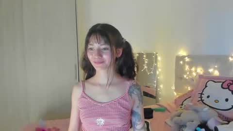Snapshot of marin_kitoko chatting on 01/06/25, 12:27 Marin kitoko online show from 01/06/25, 12:27