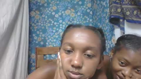 Snapshot of marinagold69 chatting on 05/07/26, 01:38 marinagold69 online show from 05/07/26, 01:38